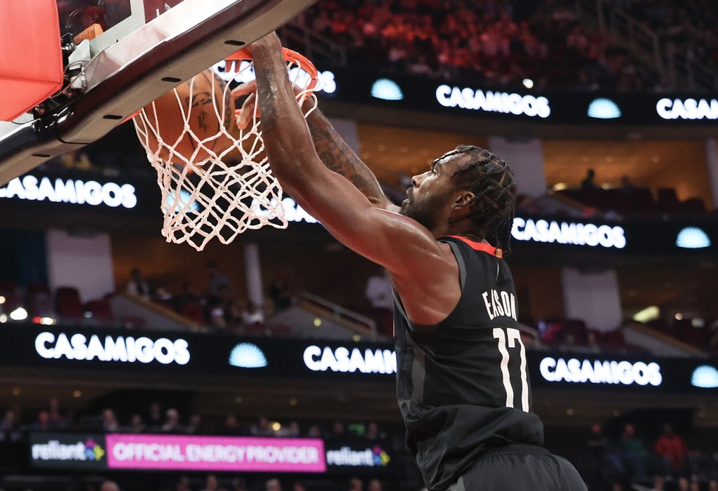 伊森:狄龙的特质在于善于用脑子打球 我要努力向他学习