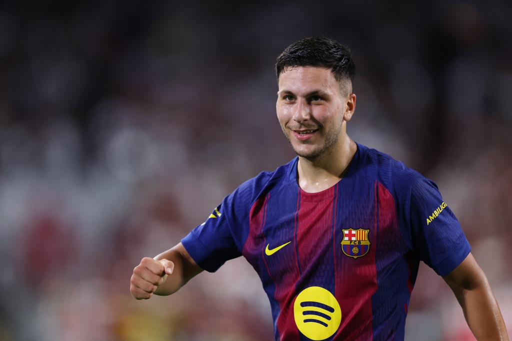 巴德吉:来巴萨踢球是我从小的梦想,我希望在巴萨赢得所有冠军